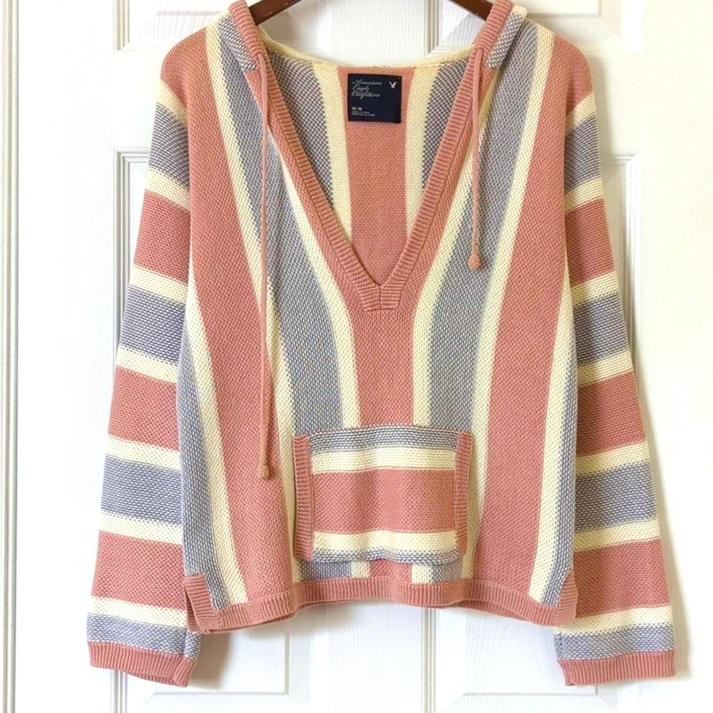 American Eagle Outfitters hoodie sweater